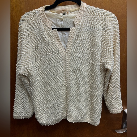 Vintage Pearl Top from Saks Fifth Avenue - Picture 1 of 8